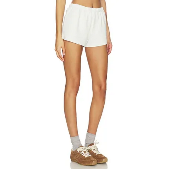 ALL THE WAYS Liora Short Set in Grey in White - Picture 9 of 11